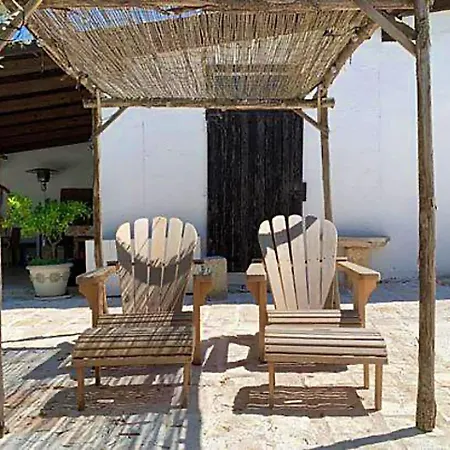 Masseria Trulli&stelle Kır Evi